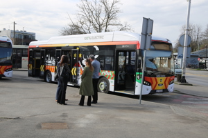 električni bus (16)