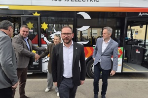 Krešimir Ačkar, električni autobus (2)