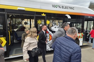 Krešimir Ačkar, električni autobus (3)